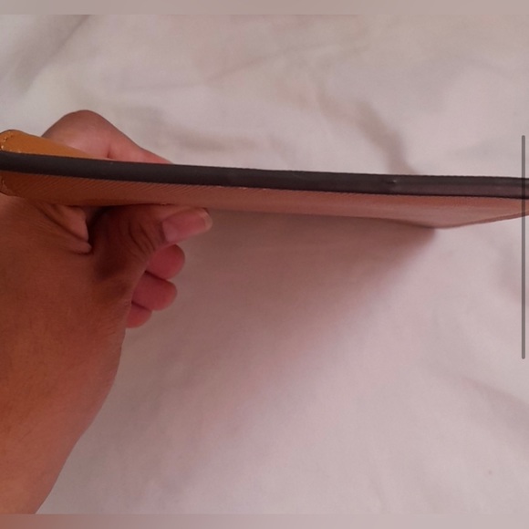 Kate Spade Pouch - Picture 4 of 7